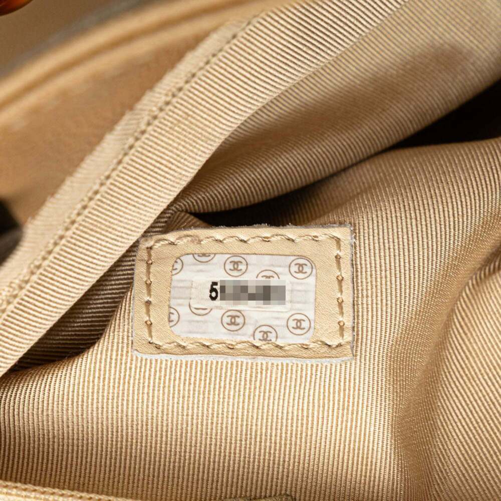 CHANEL Cream Caviar Leather Logo Shoulder Bag - Picture 11 of 14
